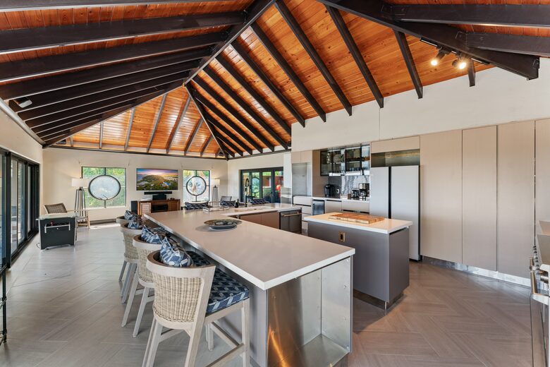 Villa Kia Orana: An Exquisite Island Retreat with Unmatched Views - Saint John, Virgin Islands, U.S.