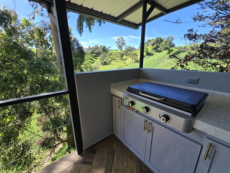 A Refined Mountain Haven in the Andes - San Pedro de los Milagros, Colombia