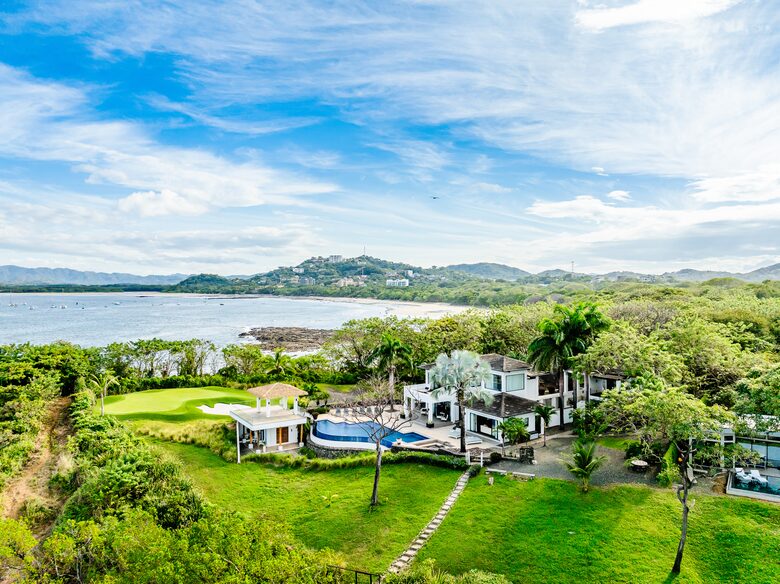 The Point - Tamarindo, Costa Rica