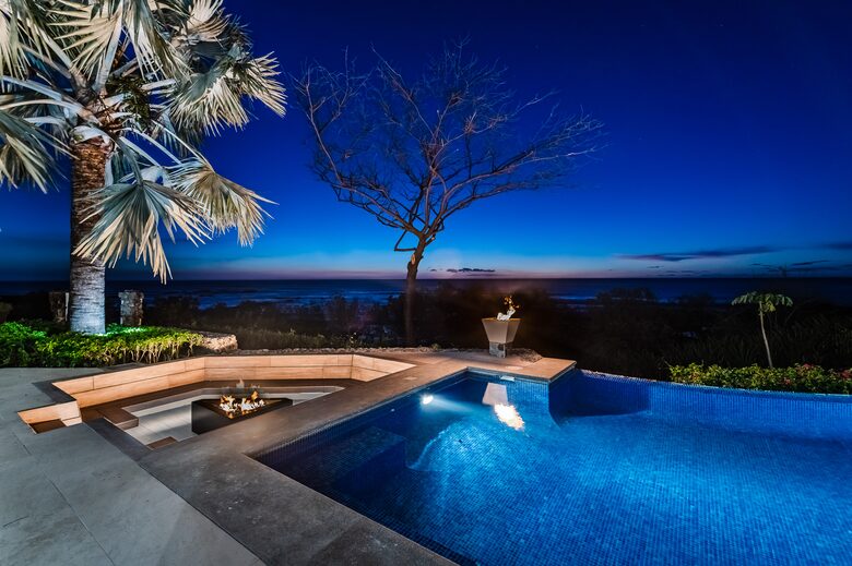 The Point - Tamarindo, Costa Rica