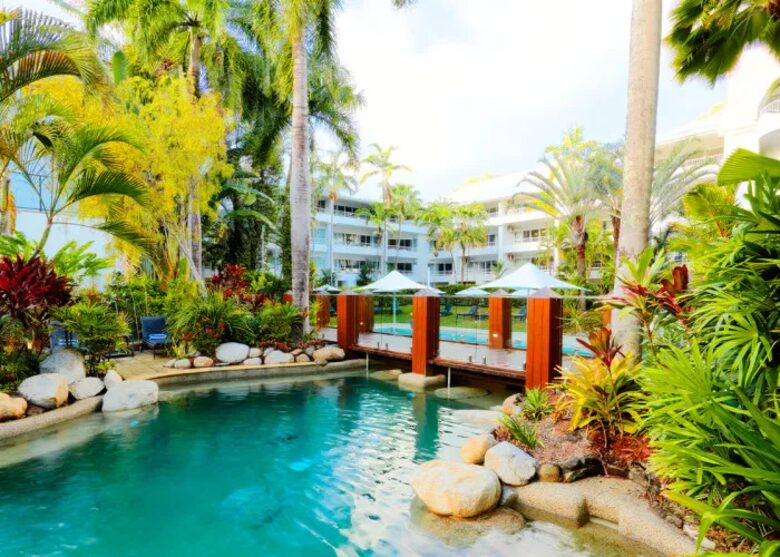 Charming Tropical Escape with Ocean or Pool Views - Palm Cove, Australia