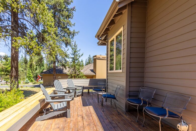 Elegant Escape Under the Pines - Sunriver, Oregon