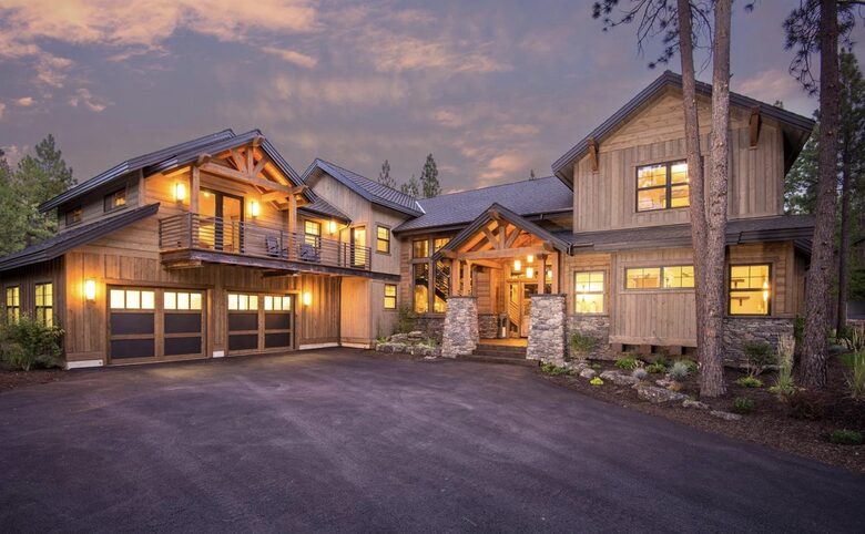 Modern Mountain Escape with Luxe Indoor-Outdoor Living - Bend, Oregon