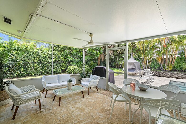 Mid-Century Elegance Near the Intracoastal - North Palm Beach, Florida