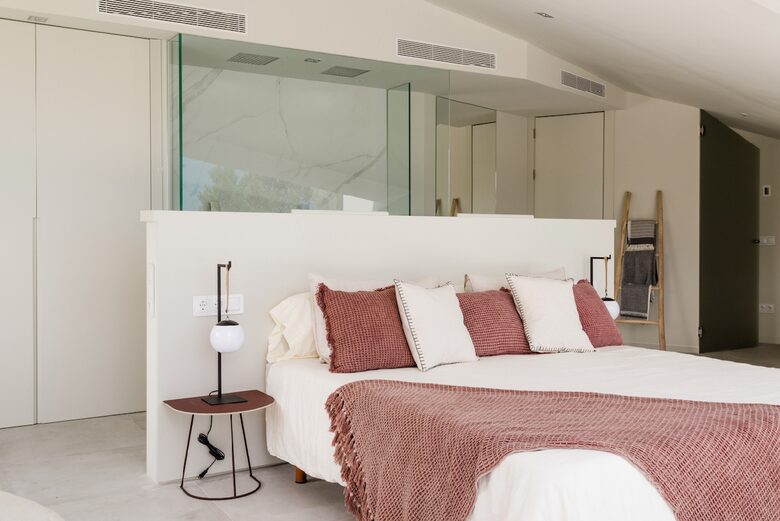 Luxurious Ibiza Villa with Infinity Pool & Panoramic Sea Views - Sant Josep De Sa Talaia, Ibiza, Spain