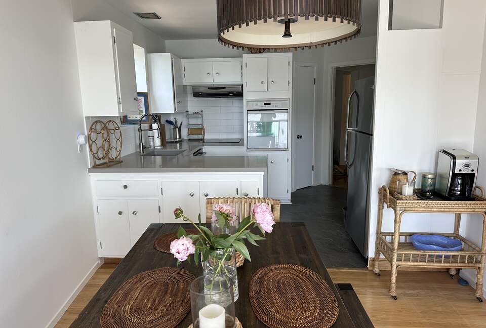 San Francisco Bay Waterfront Apartment - Tiburon, California