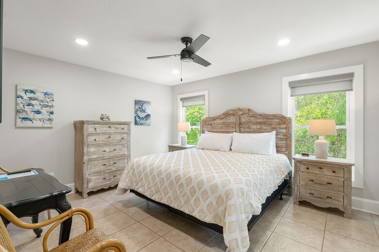 Tranquil Retreat with Private Pool - Eastpoint, Florida
