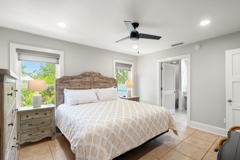 Tranquil Retreat with Private Pool - Eastpoint, Florida
