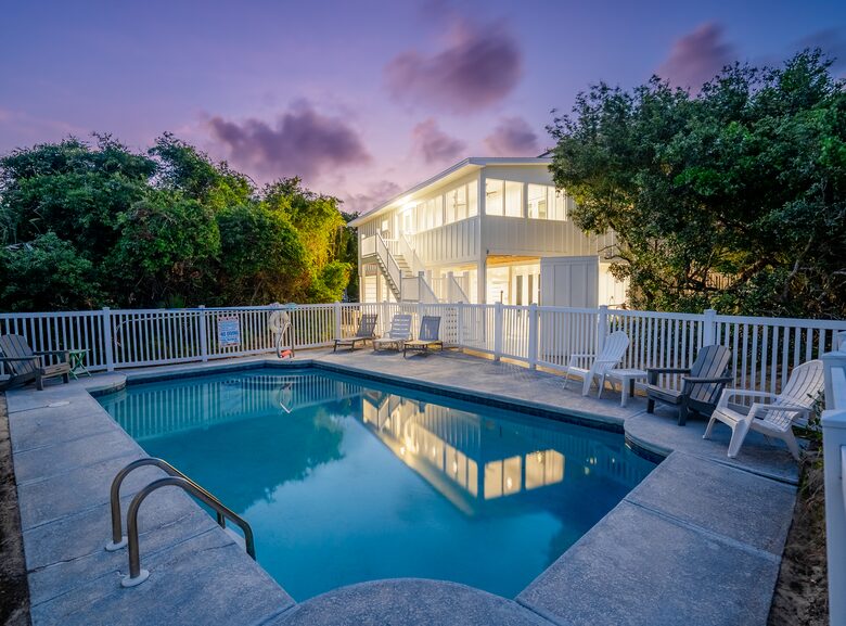 Tranquil Retreat with Private Pool - Eastpoint, Florida