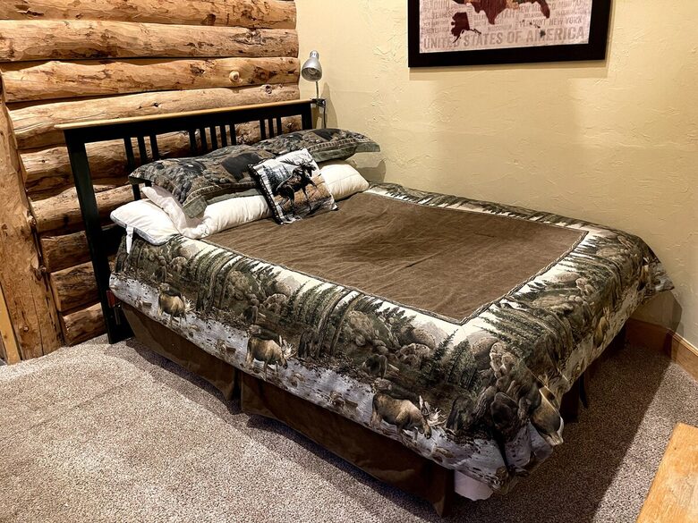 Breckenridge Lodge with Game Room & Hot Tub - Breckenridge, Colorado