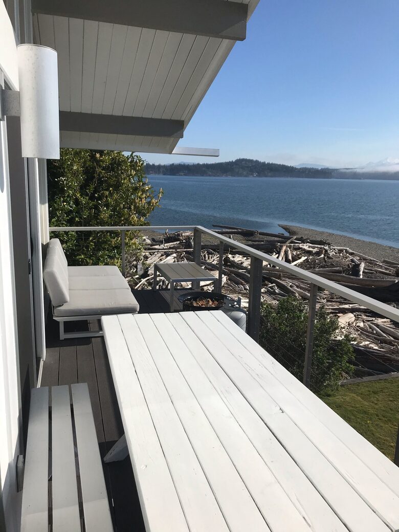 Elegant Waterfront Escape in the Pacific Northwest - Anacortes, Washington