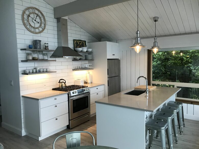 Elegant Waterfront Escape in the Pacific Northwest - Anacortes, Washington