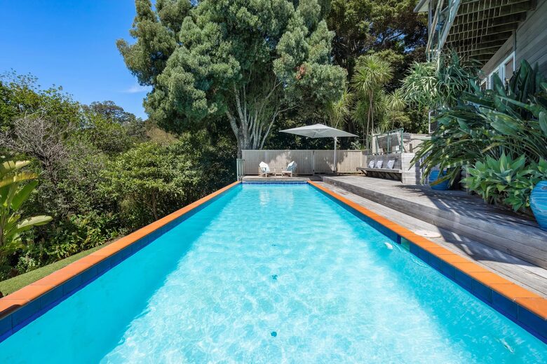 Matakana Haven with Panoramic Sea Views - Matakana, New Zealand
