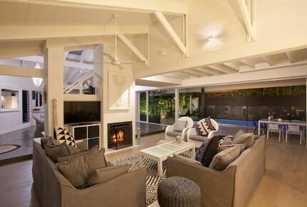 Hidden Gem at the Edge of Noosa National Park - Sunshine Coast, Australia
