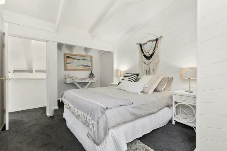 Hidden Gem at the Edge of Noosa National Park - Sunshine Coast, Australia