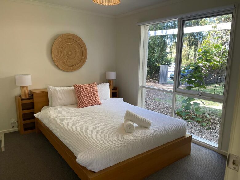 Coastal Getaway with Spacious Yard and Kayaks - Barwon Heads, Australia