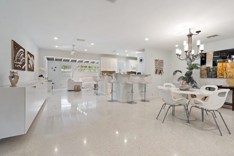 Mid-Century Elegance Near the Intracoastal - North Palm Beach, Florida