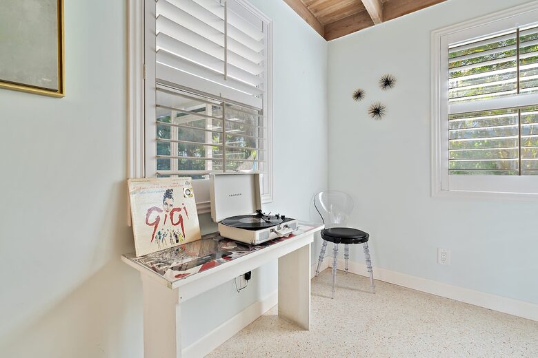 Mid-Century Elegance Near the Intracoastal - North Palm Beach, Florida