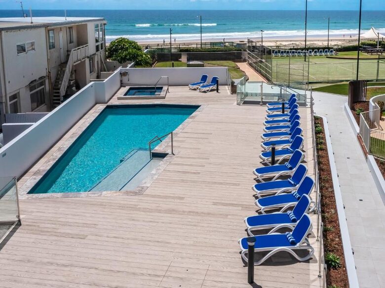 Elegant Beachfront Escape with Private Courtyard - Gold Coast, Australia