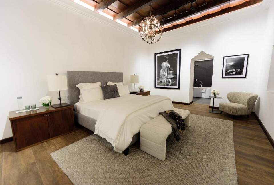 King Suite Las Mil Flores - Antigua Guatemala, Guatemala