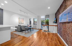 Elegant Brownstone Charm in the Upper West Side - New York City, New York