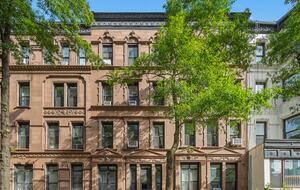 Elegant Brownstone Charm in the Upper West Side - New York City, New York