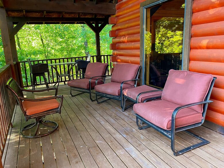 Spacious Waterfront Haven in the Ozarks - Eucha, Oklahoma