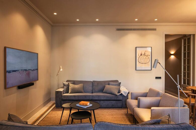 Equity Residences, Barcelona 6 Bedroom Flat in L'Eixample - Barcelona, Spain