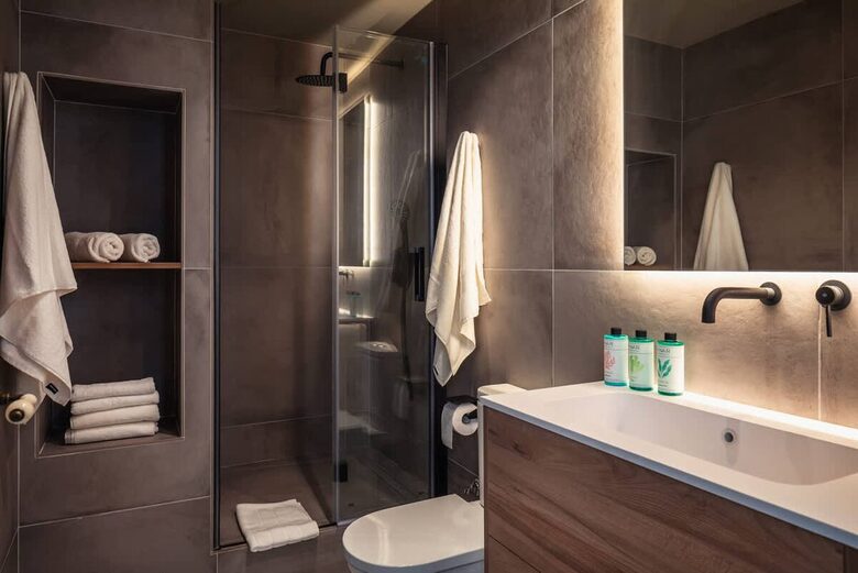 Equity Residences, Barcelona 6 Bedroom Flat in L'Eixample - Barcelona, Spain