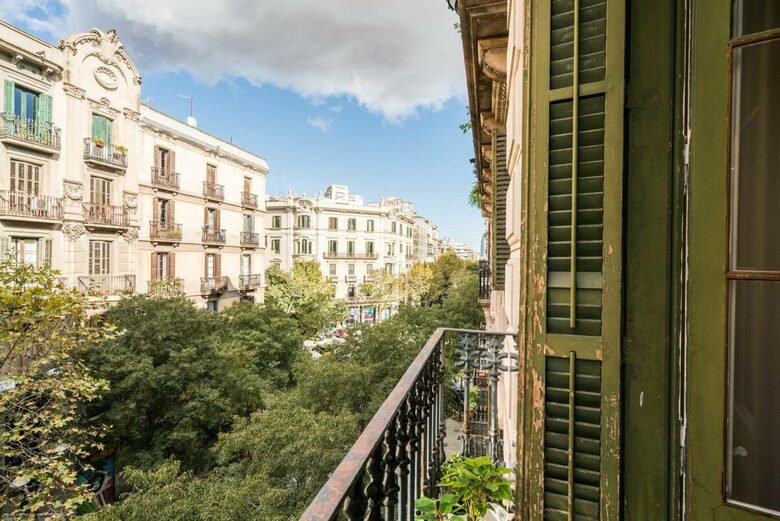 Equity Residences, Barcelona 6 Bedroom Flat in L'Eixample - Barcelona, Spain