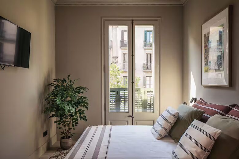 Equity Residences, Barcelona 6 Bedroom Flat in L'Eixample - Barcelona, Spain