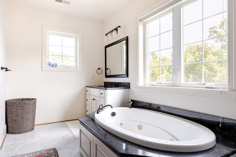 Woodland Elegance Near the Capital - McLean, Virginia