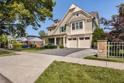 Woodland Elegance Near the Capital - McLean, Virginia