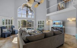 SW Florida Light-Filled Canal Front Escape - Cape Coral, Florida