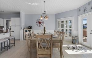 SW Florida Light-Filled Canal Front Escape - Cape Coral, Florida