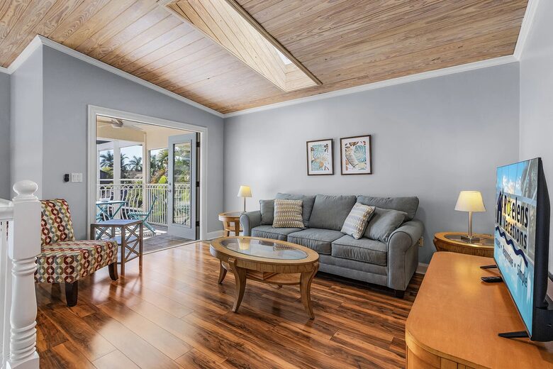 SW Florida Light-Filled Canal Front Escape - Cape Coral, Florida