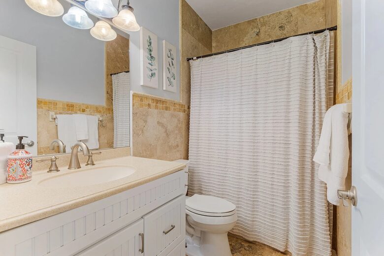SW Florida Light-Filled Canal Front Escape - Cape Coral, Florida