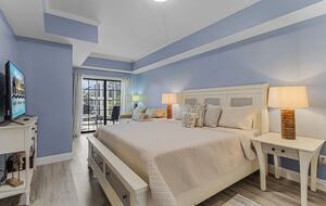 SW Florida Light-Filled Canal Front Escape - Cape Coral, Florida