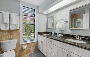 SW Florida Light-Filled Canal Front Escape - Cape Coral, Florida