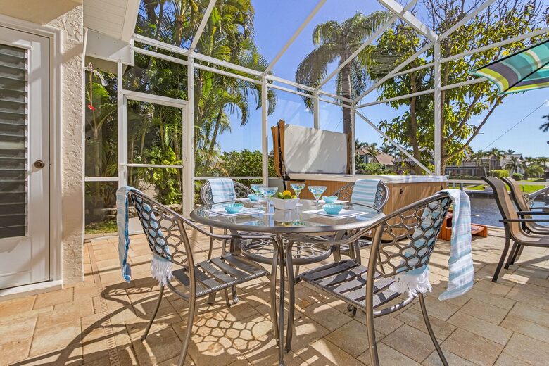 SW Florida Light-Filled Canal Front Escape - Cape Coral, Florida