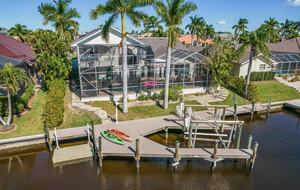 SW Florida Light-Filled Canal Front Escape - Cape Coral, Florida