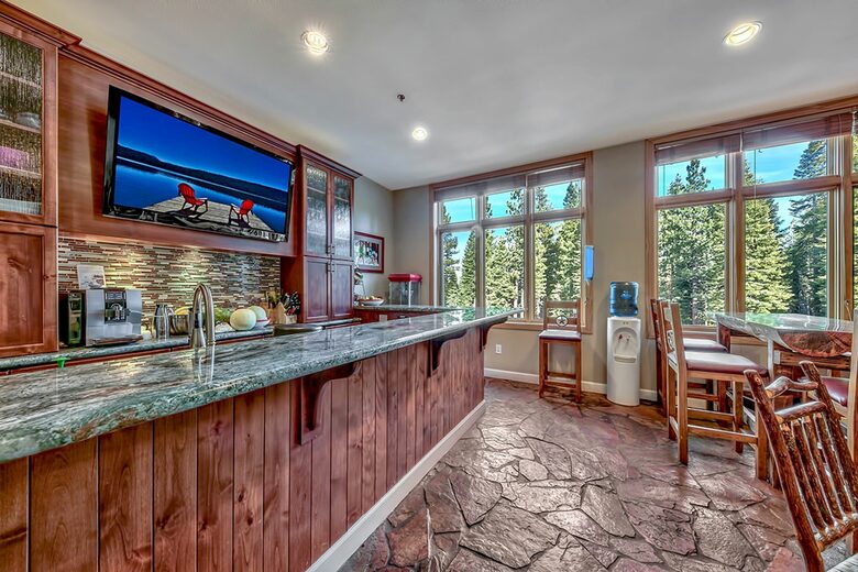 The Residence at Northstar - 4 Bedroom - Truckee, California