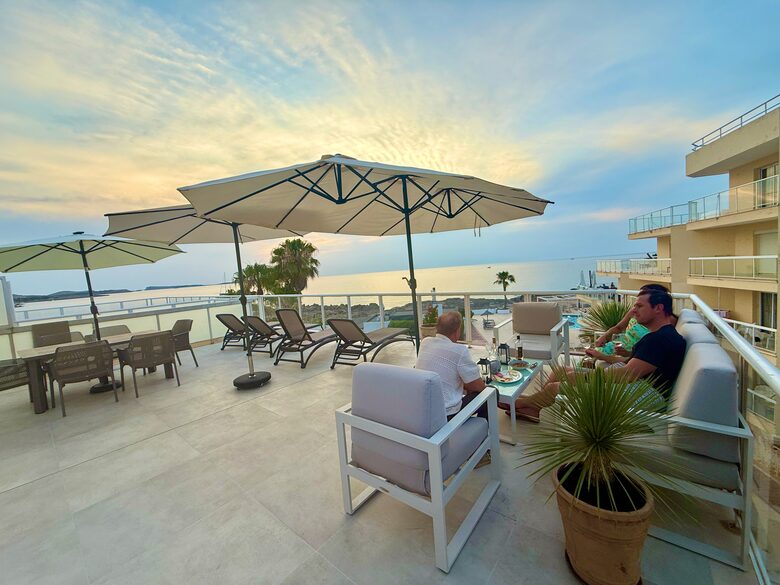 Tranquil West Ibiza Retreat with Private Terrace & Pool Access - Port des Torrent -San José, Ibiza, Spain