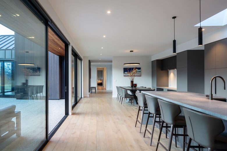 World-Class Sanctuary on the Outskirts of Queenstown - Queenstown, New Zealand