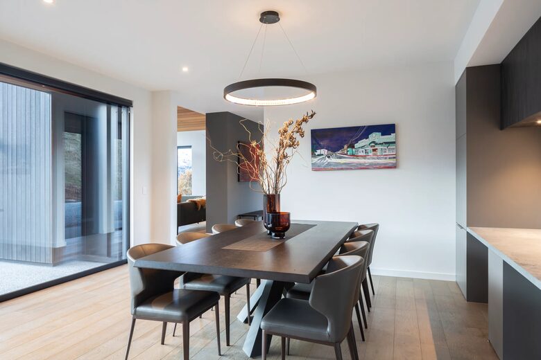 World-Class Sanctuary on the Outskirts of Queenstown - Queenstown, New Zealand