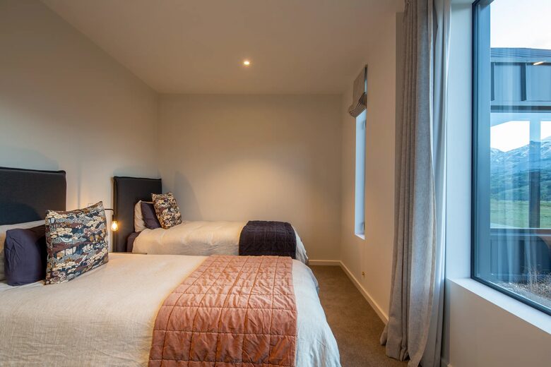 World-Class Sanctuary on the Outskirts of Queenstown - Queenstown, New Zealand