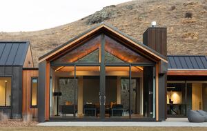 World-Class Sanctuary on the Outskirts of Queenstown - Queenstown, New Zealand