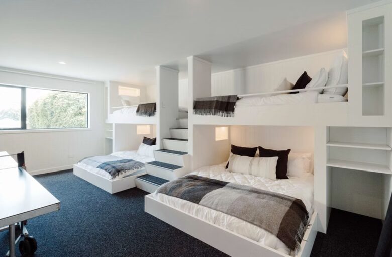 Hang Out Hive bunks