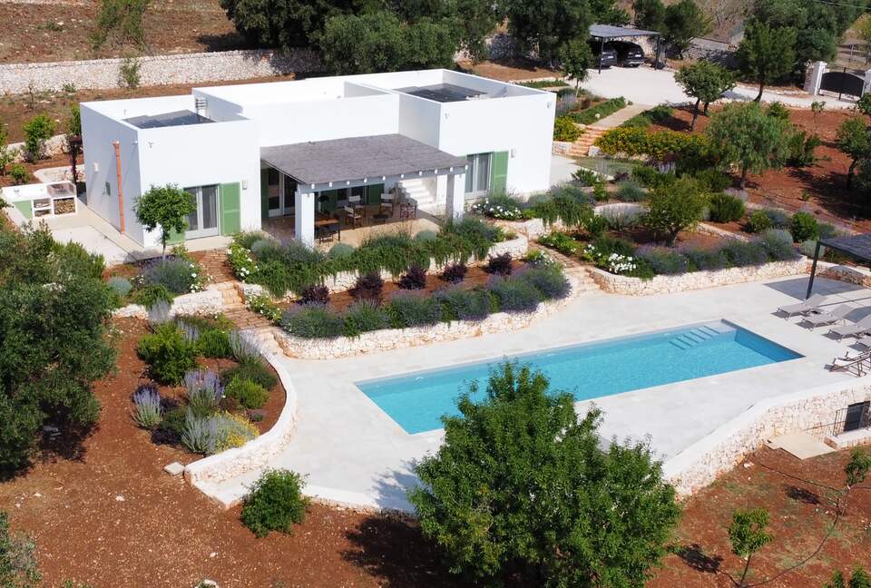 Timeless Apulian Retreat Amidst Olive Groves - Ostuni, Italy