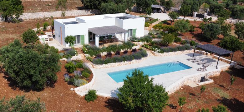 Timeless Apulian Retreat Amidst Olive Groves - Ostuni, Italy